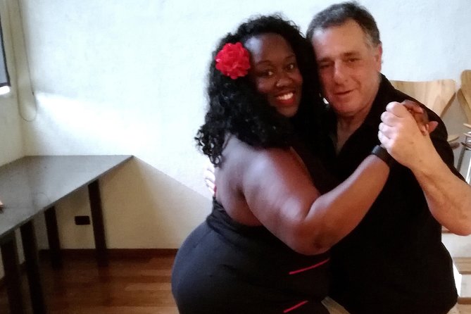 Private Argentine Cooking Class and Tango Lesson in Buenos Aires - Start with tango, then move into the kitchen