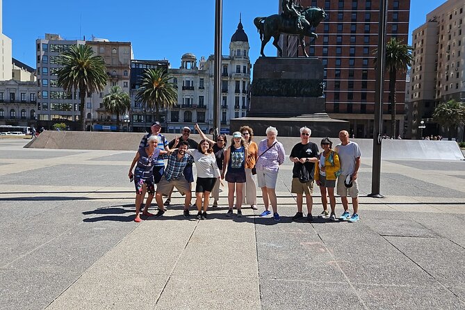 Private Have It Your Way Tour in Montevideo - Plaza Independencia and Palacio Salvo