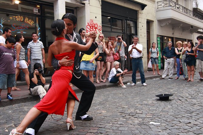 Private Tour: Buenos Aires Like a Local - Plaza de Mayo: a strong place to begin