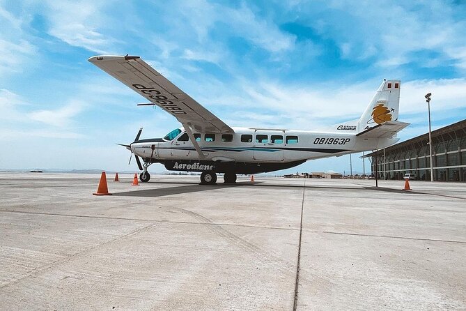 Private Tour to the Astonished Nazca Lines and Huacachina Oasis - A very full day from Lima to the desert