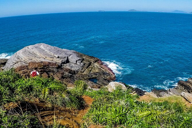 Private Walk through the Natural Pools in Búzios - Pedra do Guardião and the story in the rocks