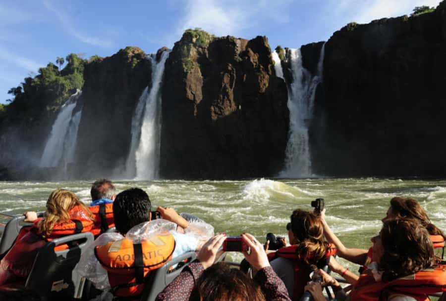 Puerto Iguazu: Argentine Falls & Great Adventure Boat - The ecological train and Devils Gorge
