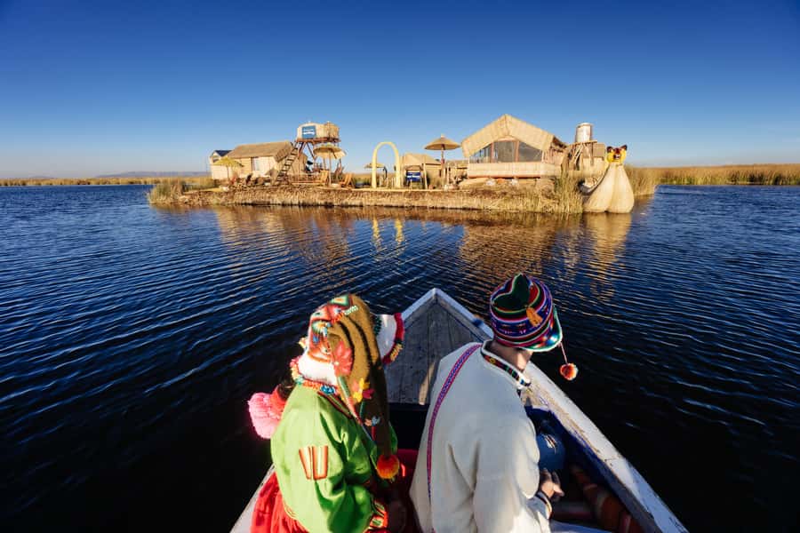 Puno: Full-Day Tour of Lake Titicaca and Uros & Taquile - Uros and the reed-built islands