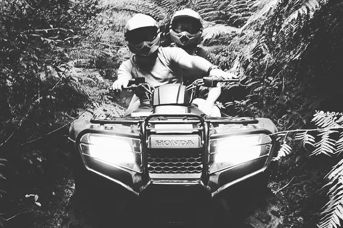 Quadricycle Tour to the Hills with Off Road 15km - 01 person - Morro Pelado and the first open views