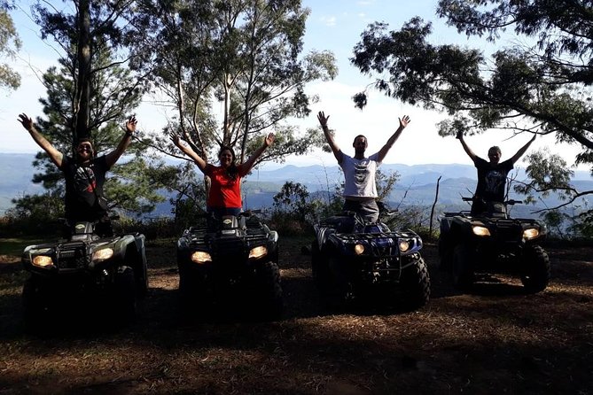 Quadricycle Tour to the Hills with Off Road 15km - 2 people - Morro Dedão and the changing views
