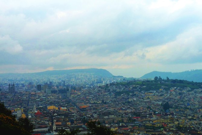 Quito Airport Arrival Transfer to Hotel - Finding the driver after customs