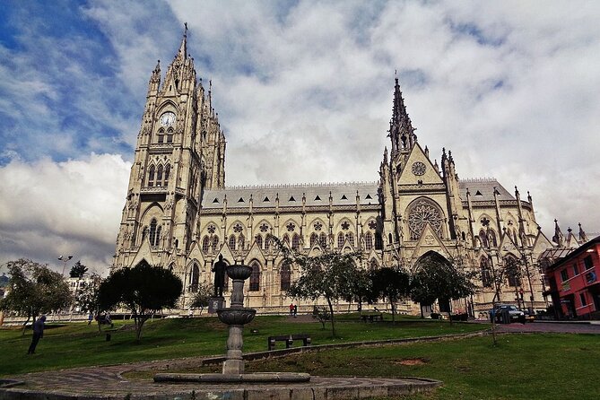 Quito Old Town Tour: History, Market Visit & Ice Cream Tasting - Why this is a smart first look at Quito