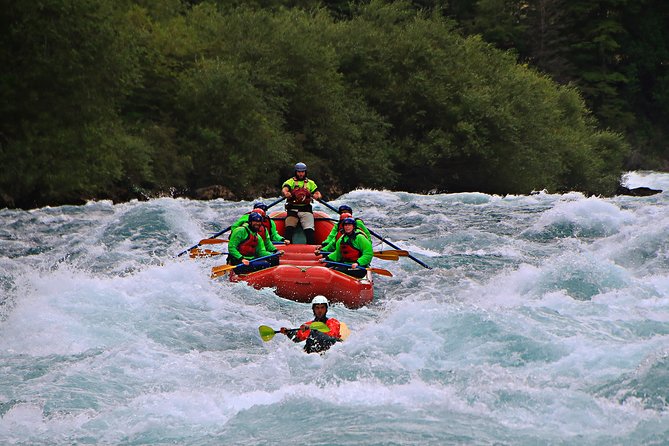 Rafting Azul a Macal - Futaleufu River - From Bochinche’s office to the river put-in