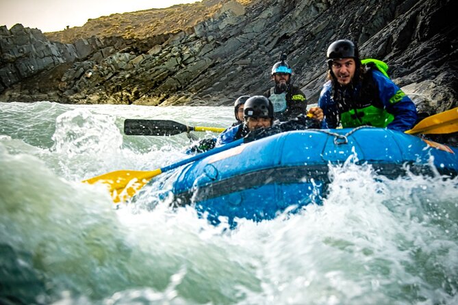 Rafting experience on the Rio de las Vueltas in Patagonia - Why the equipment matters in Patagonia