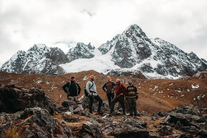 Rainbow Mountain and Red Valley Hike – 2 Days / 1 Night - Why this hike is more than a Rainbow Mountain day trip