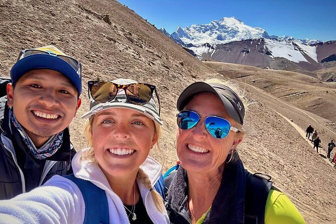 Rainbow Mountain Beat-the-Crowd: 7 AM Departure (Small groups) - The Vinicunca walk, two hours uphill