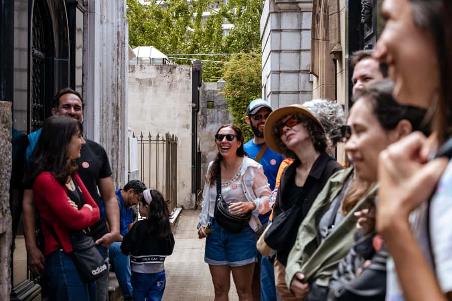 Recoleta Cemetery - Small Group Tour of History & Secrets - The legend of the woman buried alive