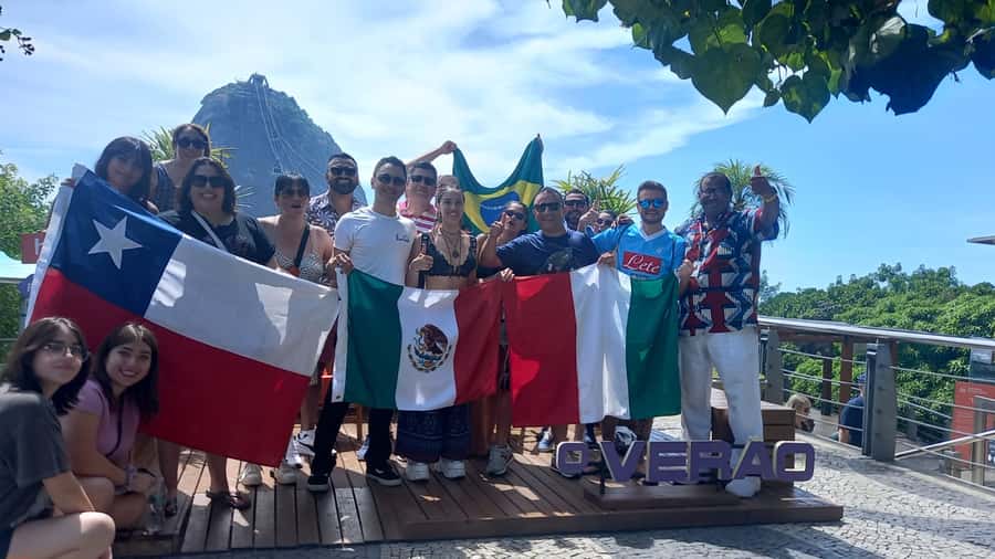 Rio: 5-hour Christ the Redeemer and Sugarloaf Express Tour - Guides, languages, and the small-group experience