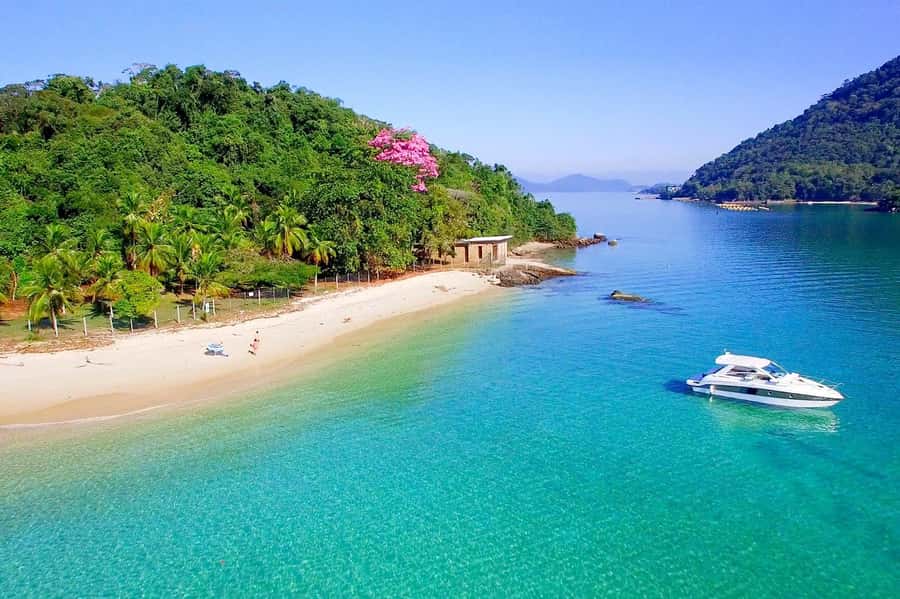 Rio de Janeiro: Angra dos Reis and Ilha Grande Full-Day Tour - Lagoa Verde, Praia de Araça, and the underwater scenery