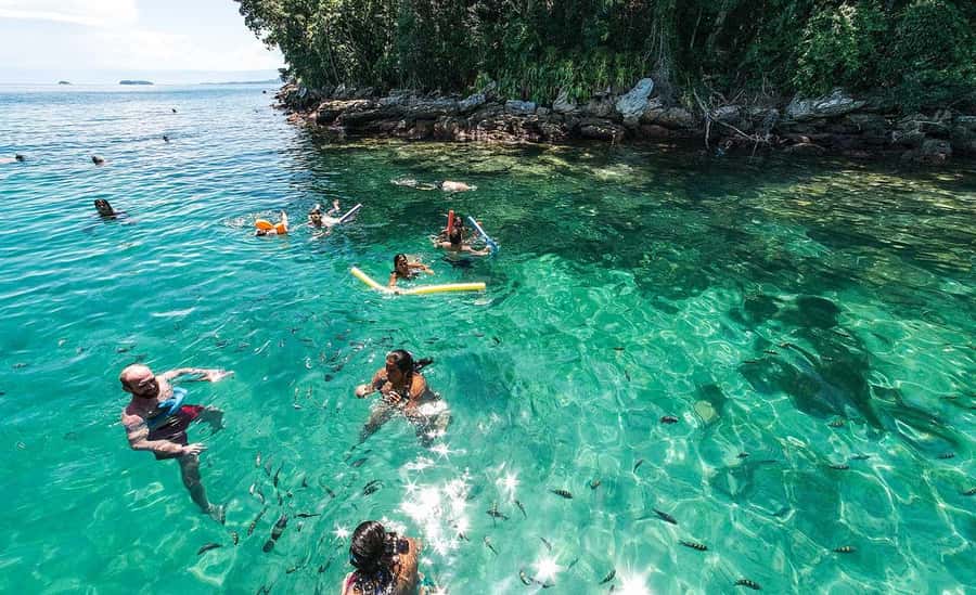 Rio de Janeiro: Angra dos Reis and Ilha Grande Full-Day Tour - Lunch at Japariz Beach