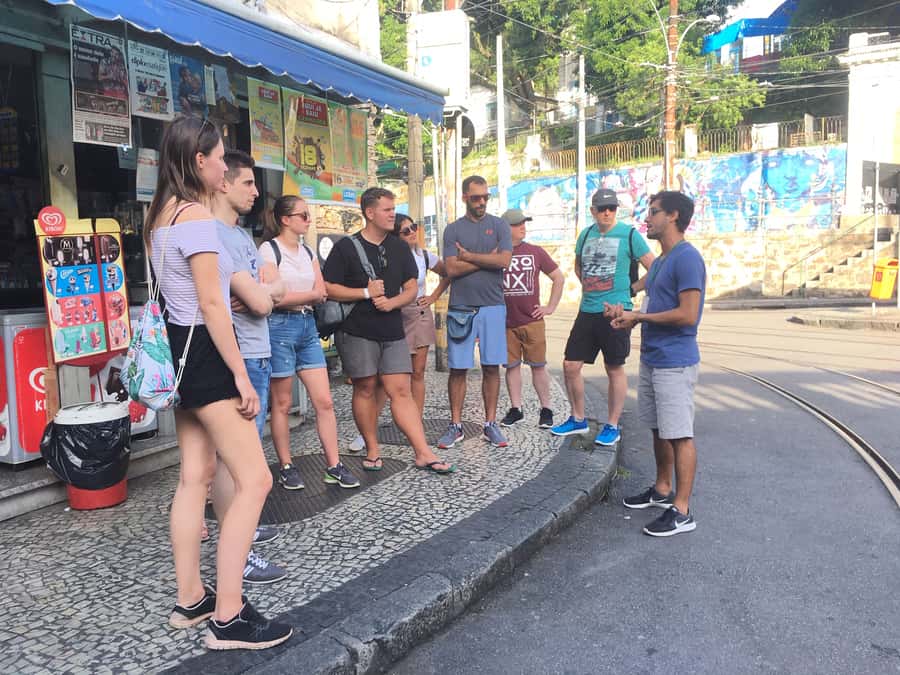 Rio de Janeiro: Christ, Selaron Steps, and Tijuca Park Tour - Lunch and a practical break in Tijuca