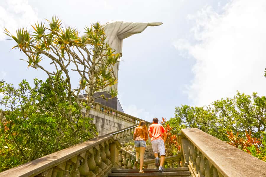 Rio de Janeiro: Christ, Selaron Steps, and Tijuca Park Tour - Christ the Redeemer before the crowds build