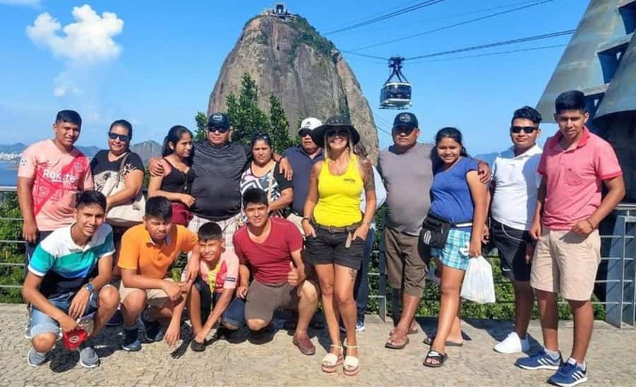 Rio de Janeiro: Christ the Redeemer and Sugarloaf Tour with… - Guides, languages, and the van experience
