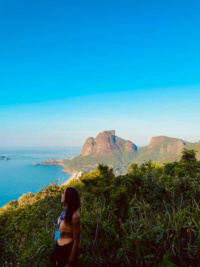 Rio de Janeiro: Dois Irmãos Peak Sunrise, Day or Sunset Hike - What happens at the summit