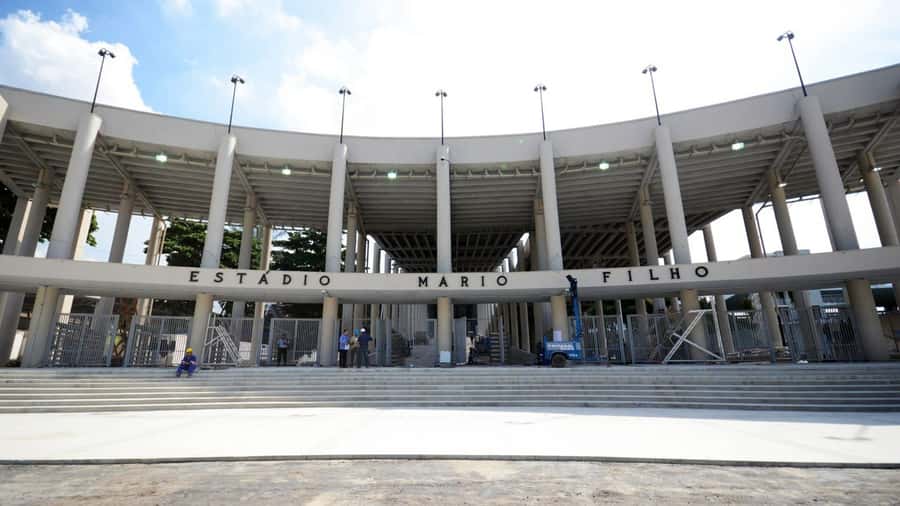 Rio de Janeiro: Half-Day Christ the Redeemer and City Tour - What the guide and vehicle add