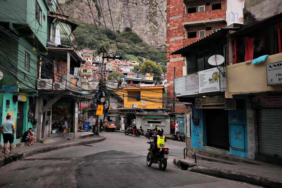 Rio De Janeiro: Half-Day Rocinha Favela Walking Tour - Safety and the ethics of visiting a favela