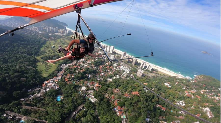Rio de Janeiro: Hang Gliding or Paragliding Experience - Should you book the Pedra Bonita flight?