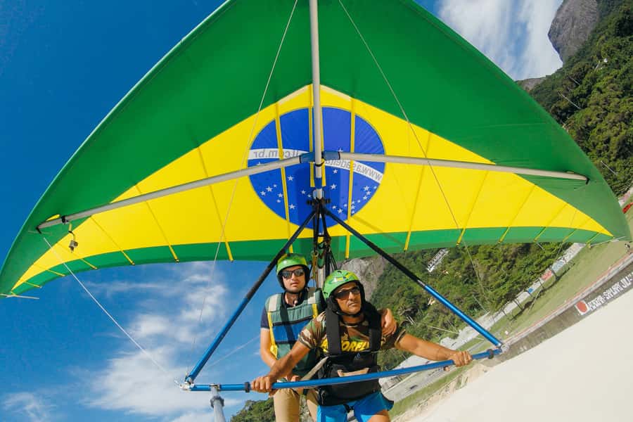 Rio de Janeiro: Hang Gliding Tandem Flight - What the takeoff feels like