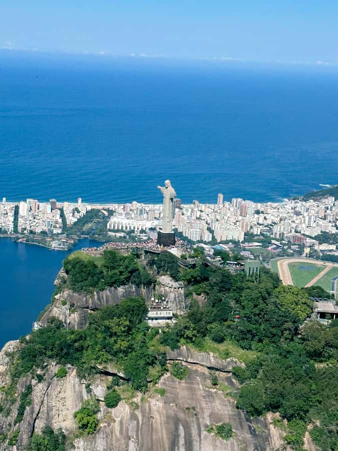 Rio de Janeiro: Helicopter Flight Christ the Redeemer 30 min - Christ the Redeemer from above