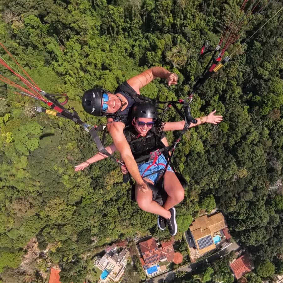 Rio de Janeiro : Paragliding Tandem Flights over Rio - Preparing for Your First Launch