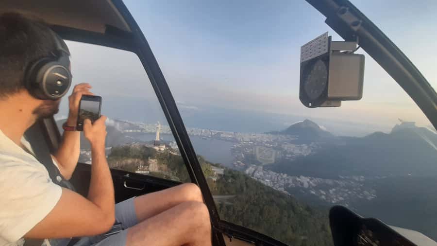 Rio de Janeiro: Private Helicopter Tour - Barra da Tijuca, Joá, and Gávea Rock