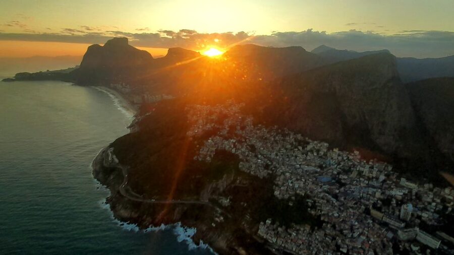 Rio de Janeiro: Private Helicopter Tour - São Conrado, Leblon, and Ipanema from above
