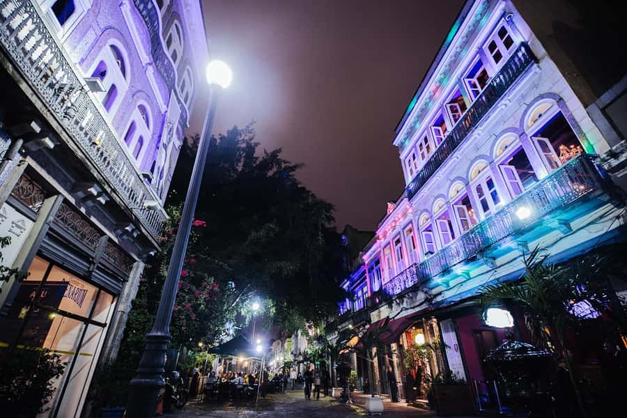 Rio de Janeiro: Rio Scenarium Entrance, Dinner, and Open Bar - Who will enjoy this Rio night most