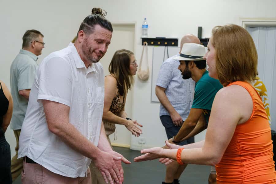 Rio de Janeiro: Samba Class and Samba Night Tour - Timing, meeting points, and the ride between venues