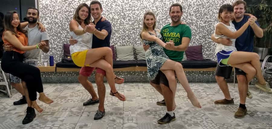 Rio de Janeiro: Samba Class in Copacabana - Who should book this samba class?