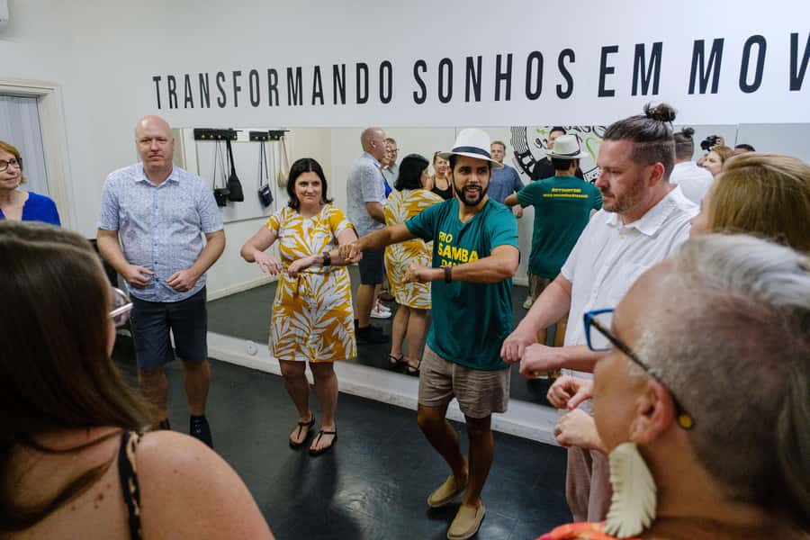 Rio de Janeiro: Samba Class in Copacabana - A social activity for solo visitors and mixed groups