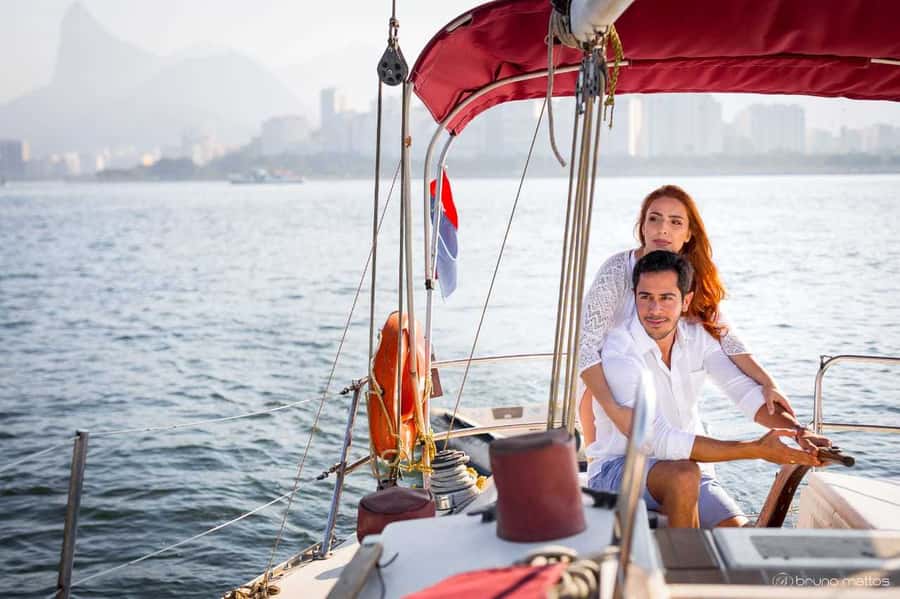 Rio de Janeiro: Sunset Sailing Tour - The crew is a major part of the experience