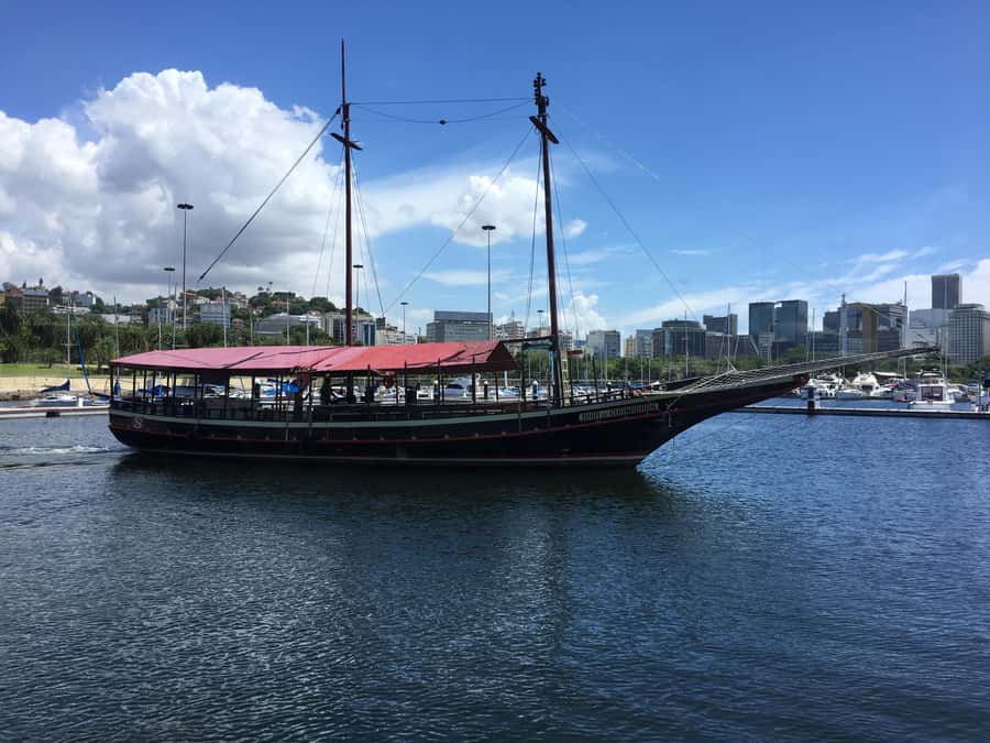 Rio From The Sea: Guanabara Bay Cruise with Optional Lunch - Marina da Glória and the start of the cruise
