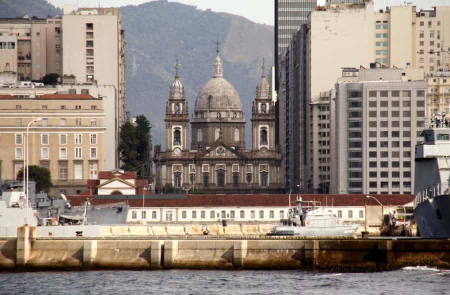 Rio From The Sea: Guanabara Bay Cruise with Optional Lunch - Seating, group size, and comfort on the water