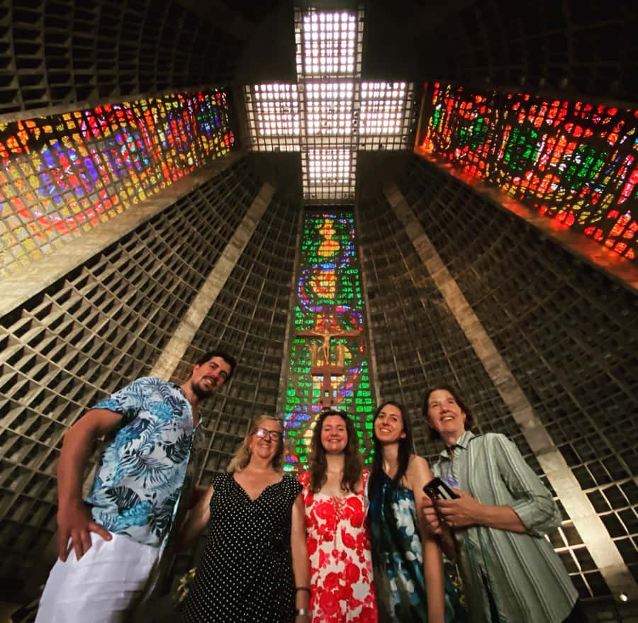 Rio Highlights: Christ, Sugarloaf, more in a Private Tour - Guides, photographs, and communication