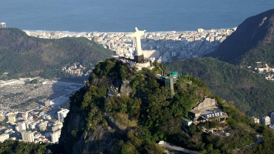 Rio: Maracanã Stadium & Christ the Redeemer by Rack Railway - FAQ