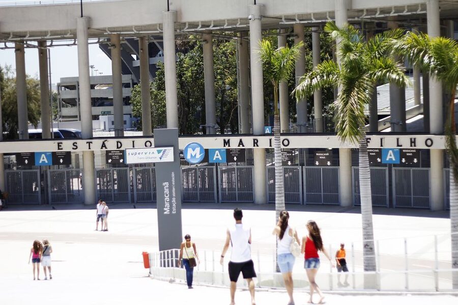 Rio: Maracanã Stadium & Christ the Redeemer by Rack Railway - The best fit for this Rio outing