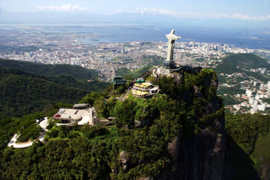 Rio: Maracanã Stadium & Christ the Redeemer by Rack Railway - Maracanã is a photo stop, not an interior visit