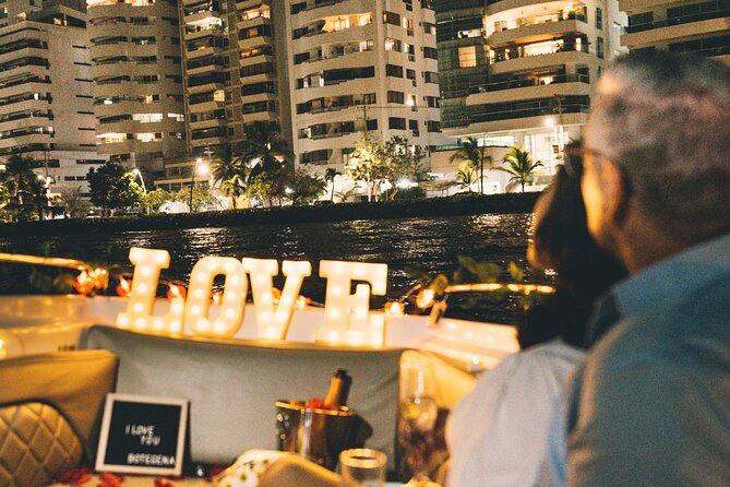 Romantic Date Night in the Bay of Cartagena - Who will enjoy this cruise most?