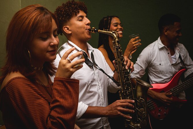 Rum & Rhythms a premium rum tasting with live music - How the six-rum tasting works