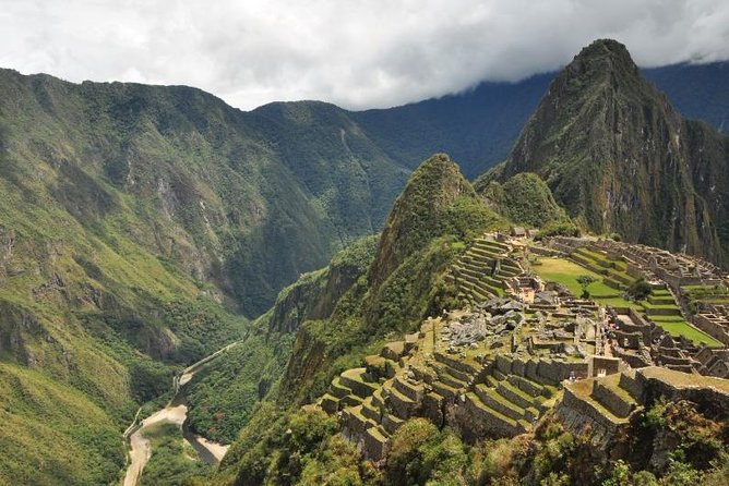 Salkantay 5-Day Trek To Machu Picchu - Day four: Following the railway to Aguas Calientes