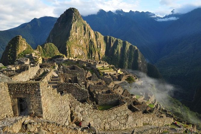 Salkantay 5-Day Trek To Machu Picchu - Day five: Machu Picchu before the crowds build