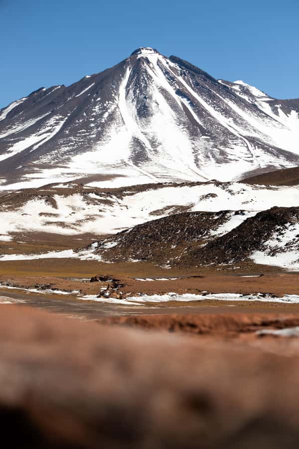 San Pedro de Atacama: Red Rocks & Altiplano Lagoons Day Trip - Lunch in the middle of the high desert