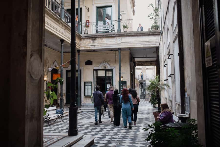 San Telmo: Historical Guided Tour with Street Food & Drinks - How good is the $69 value?