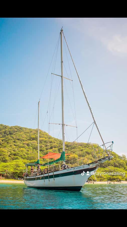 Santa Marta: Sailboat day tour to Tayrona Park - The Open-Water Ride and What to Expect