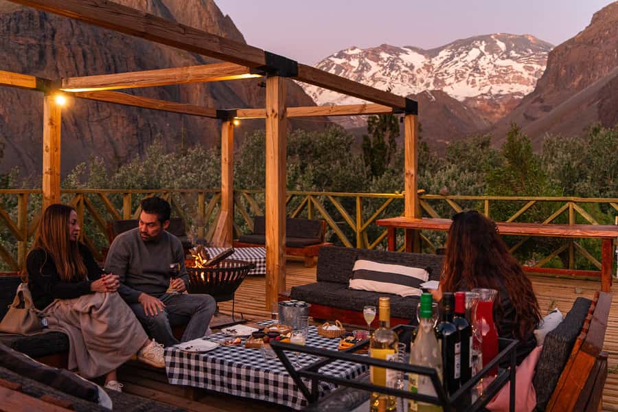 Santiago: Cajón del Maipo Hot Springs & Chilean Barbecue - San José de Maipo and the House of Chocolate